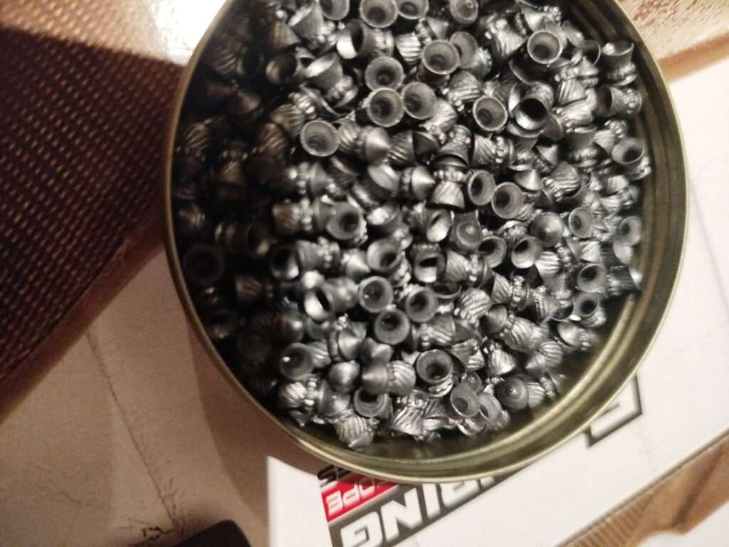 Predám vzduchovku Daisy 880S 4,5mm Sila 10-15 Joule - fotka 4