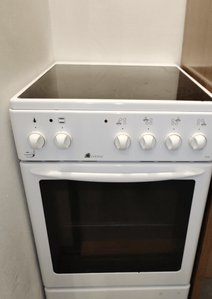 Predám elektrický sporák MORA Classic 3434 – kúpim vyriešené, Jeseník