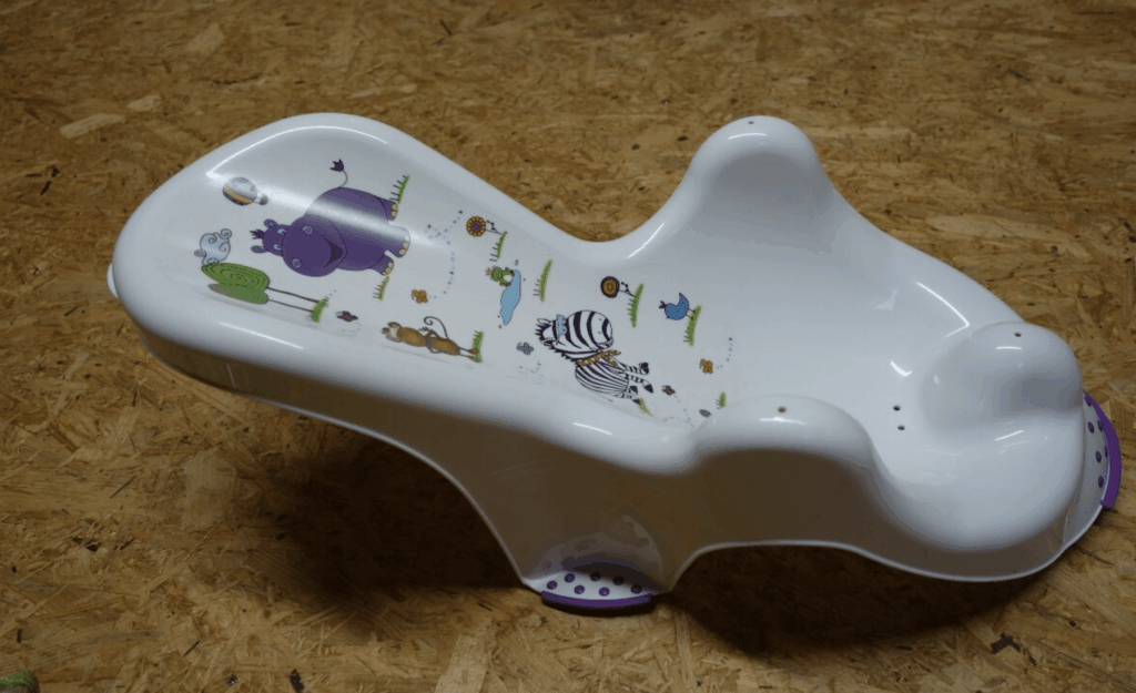 Detské lehátko a podložka do vane – dobrý stav