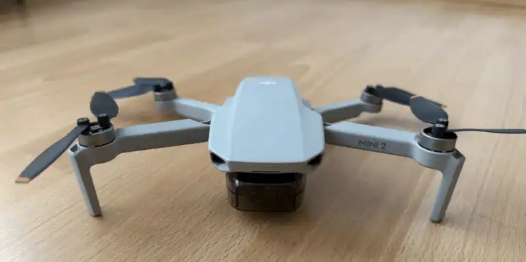 DJI Mini 2 s ovládačom a dvomi batériami