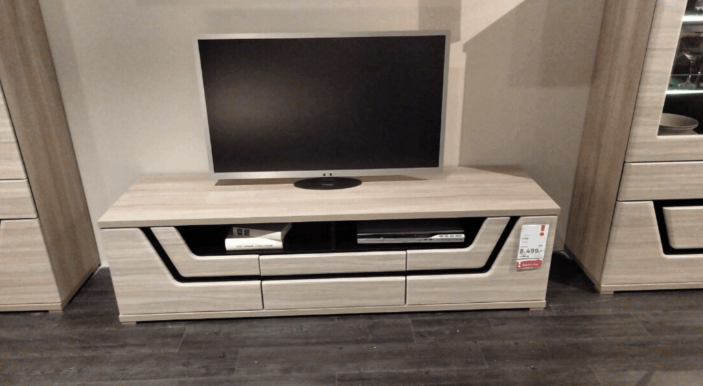 Predám TV stolík a konferenčný stolík – predám spolu