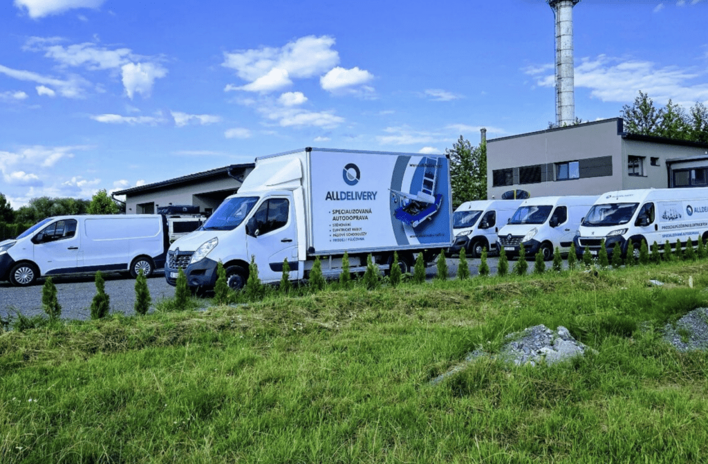 Autodoprava a sťahovanie – vozidlo s čelom na 8 paliet