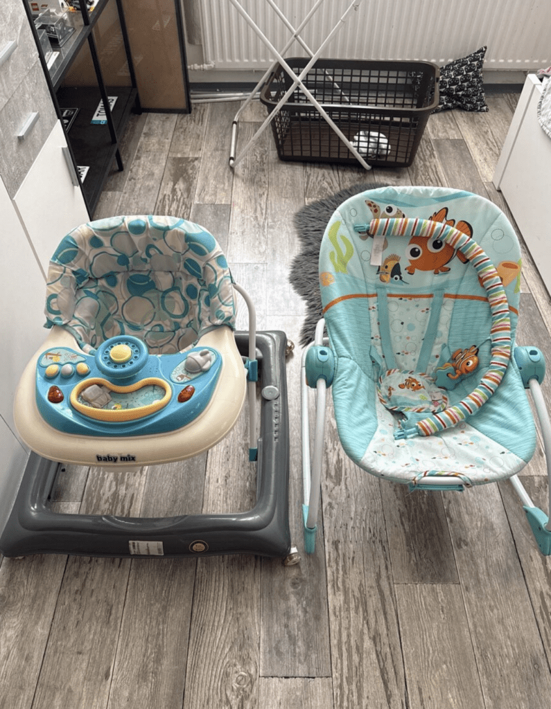 Chodítko a hojdacie kresielko pre dieťa