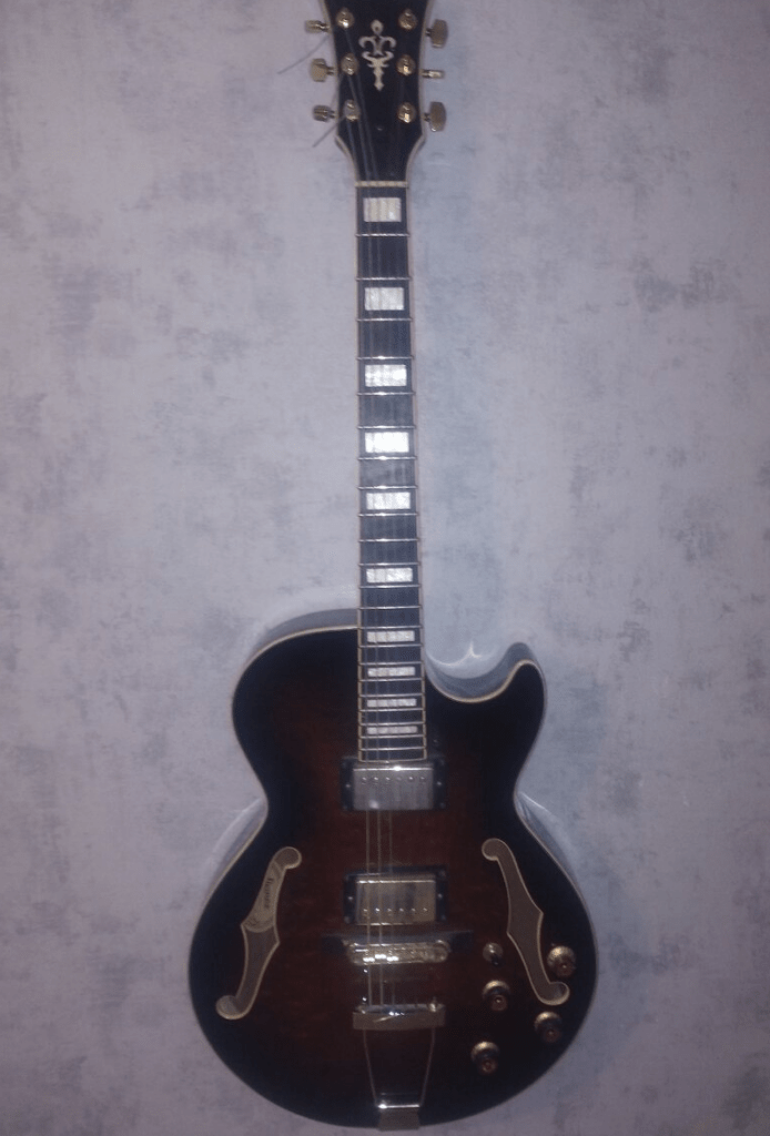 Elektrická gitara Ibanez – zachovalý stav