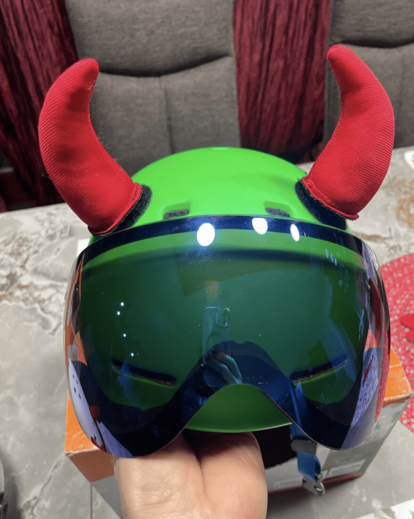 Predám Detská lyžiarska helma Etape Speedy Pro 53–55 cm