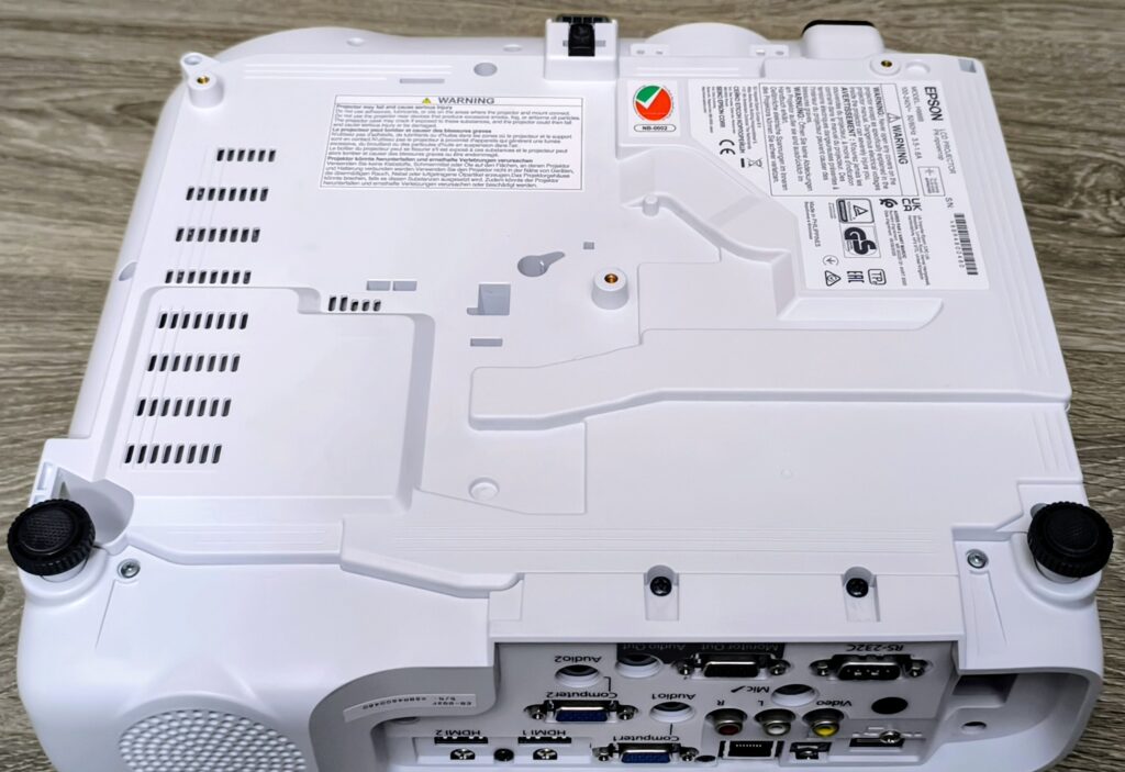 EPSON EB-992F Full HD projektor - fotka 7