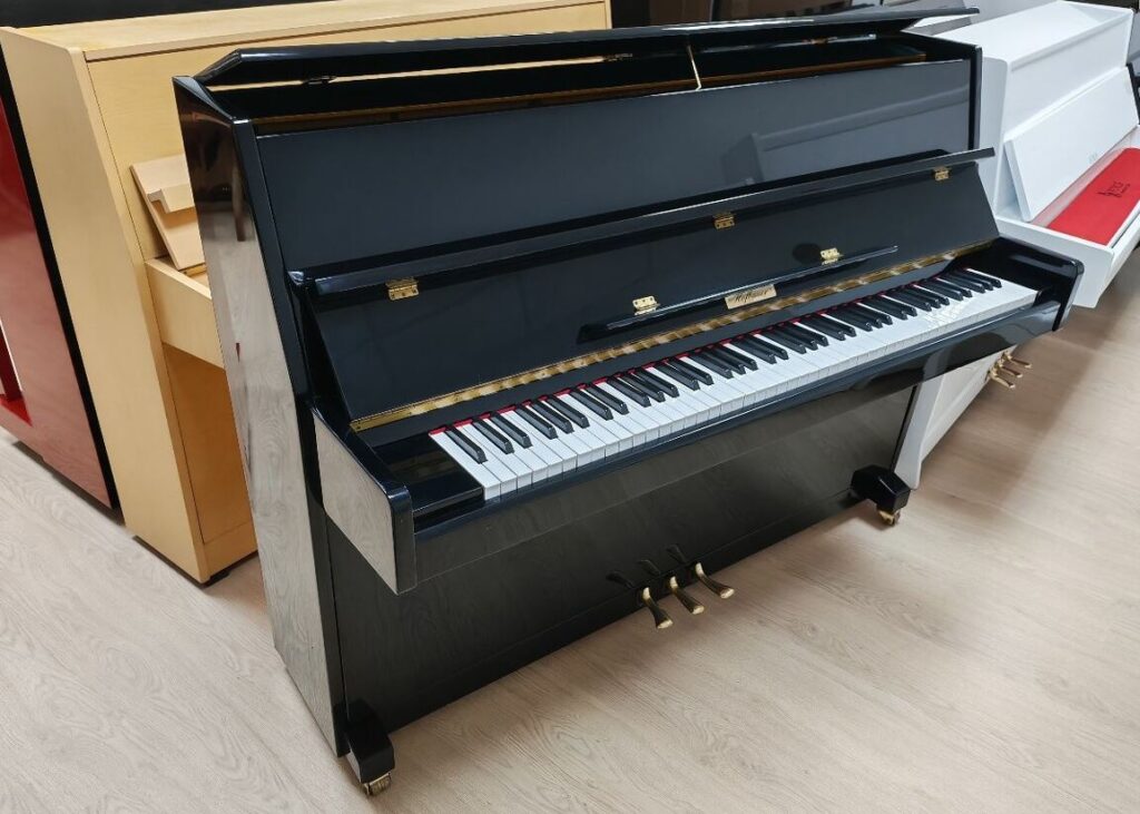 predám Zánovné Piano DOPRAVA ZADARMO