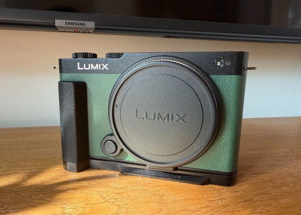 Panasonic Lumix S9 – v záruke, 100% stav + Smallrig cage
