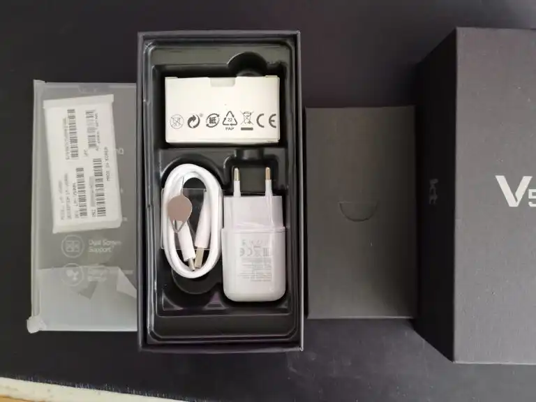 iPhone 13 256GB VÝBORNÝ STAV