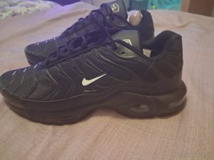 Predám čisté nové pánske botasky NIKE